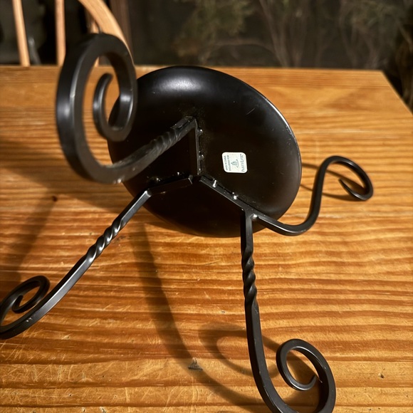 Artistic Black Metal Candle Stand - Picture 5 of 7